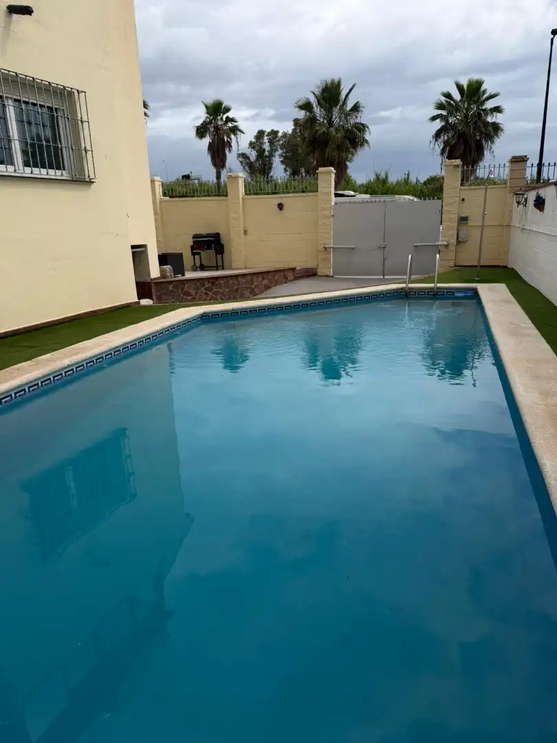 Piscina de Casa o chalet en venta en Torremolinos con Aire acondicionado, Calefacción y Terraza