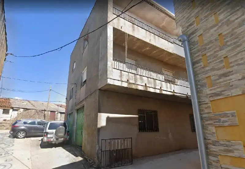 Vista exterior de Pis en venda en Mohedas de Granadilla amb Jardí privat
