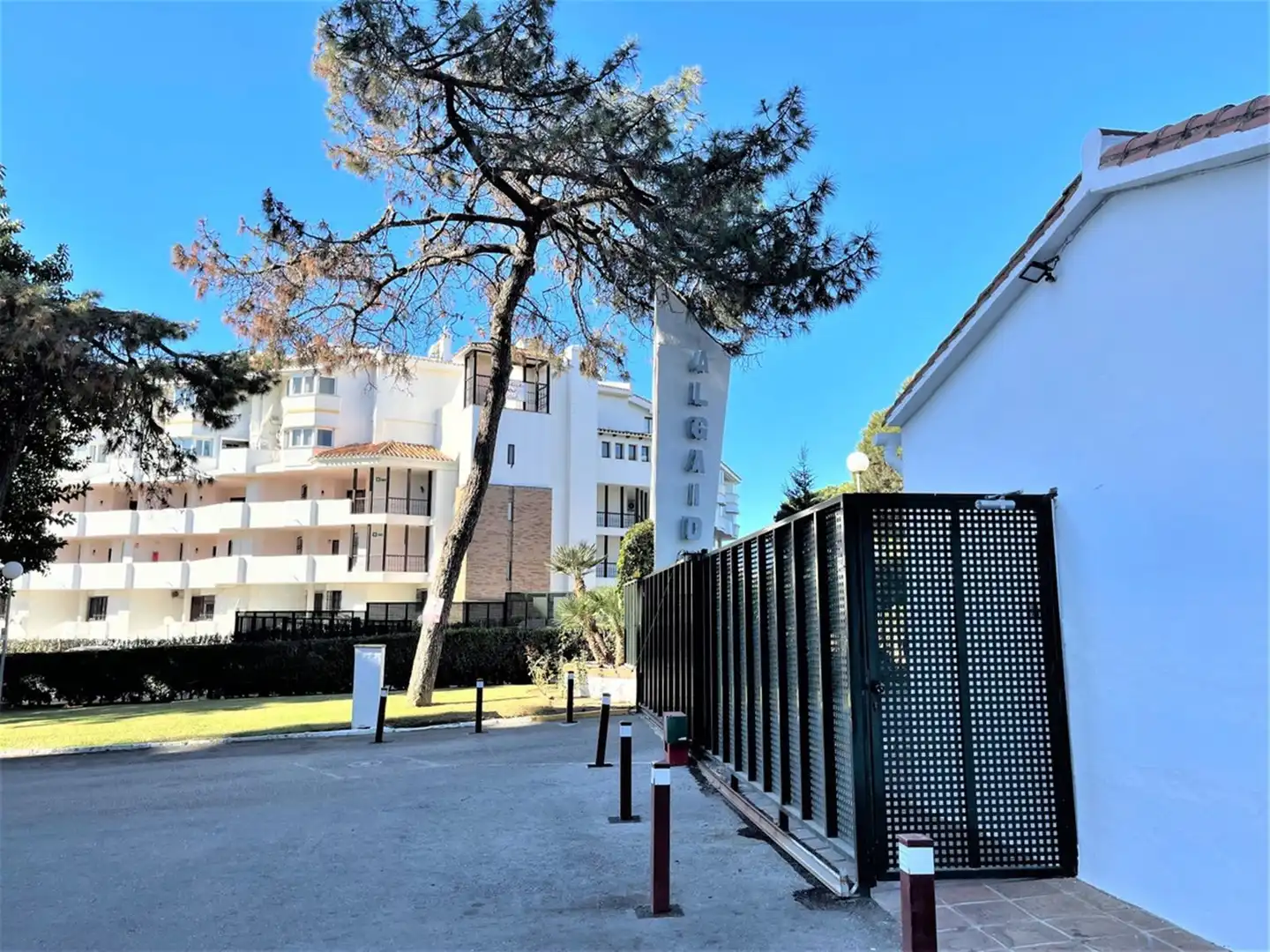 Exterior view of Study for sale in Mijas  with Furnished