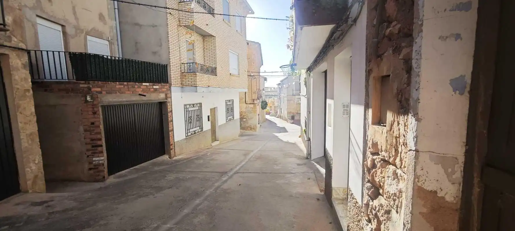Exterior view of Houses for sale in Campillo de Aragón