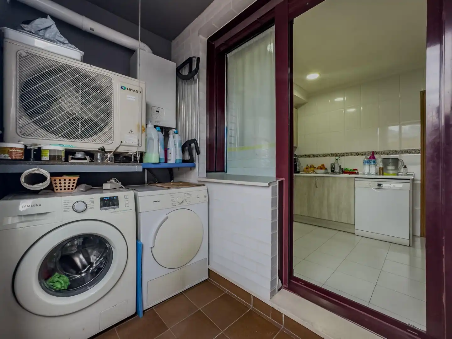 Cocina de Piso en venta en Entrambasaguas con Aire acondicionado, Calefacción y Jardín privado