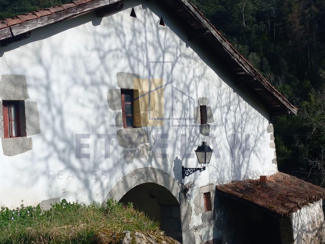 Vista exterior de Pis en venda en Aulesti