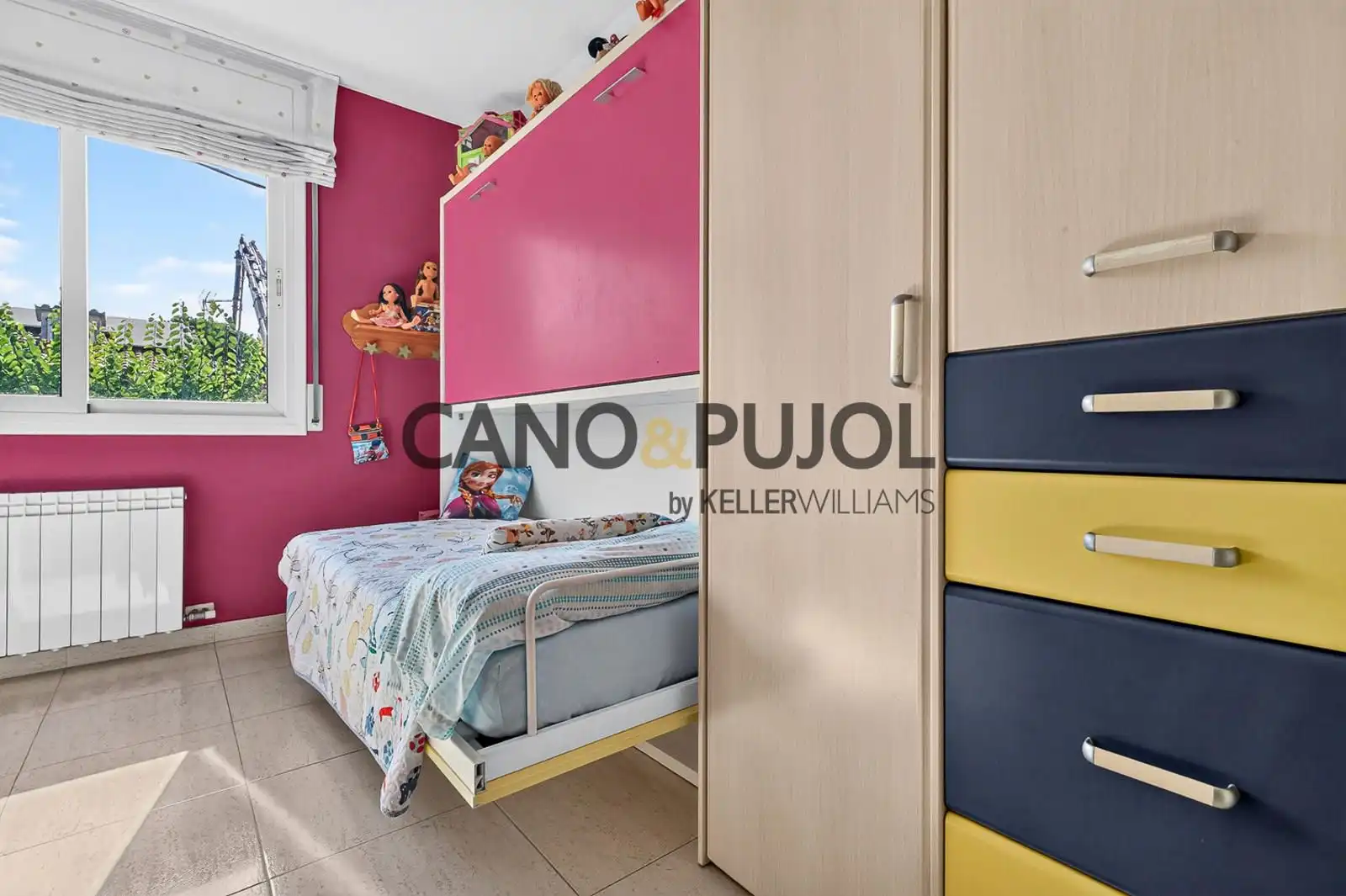 Dormitori de Casa o xalet en venda en Parets del Vallès amb Aire condicionat, Calefacció i Jardí privat