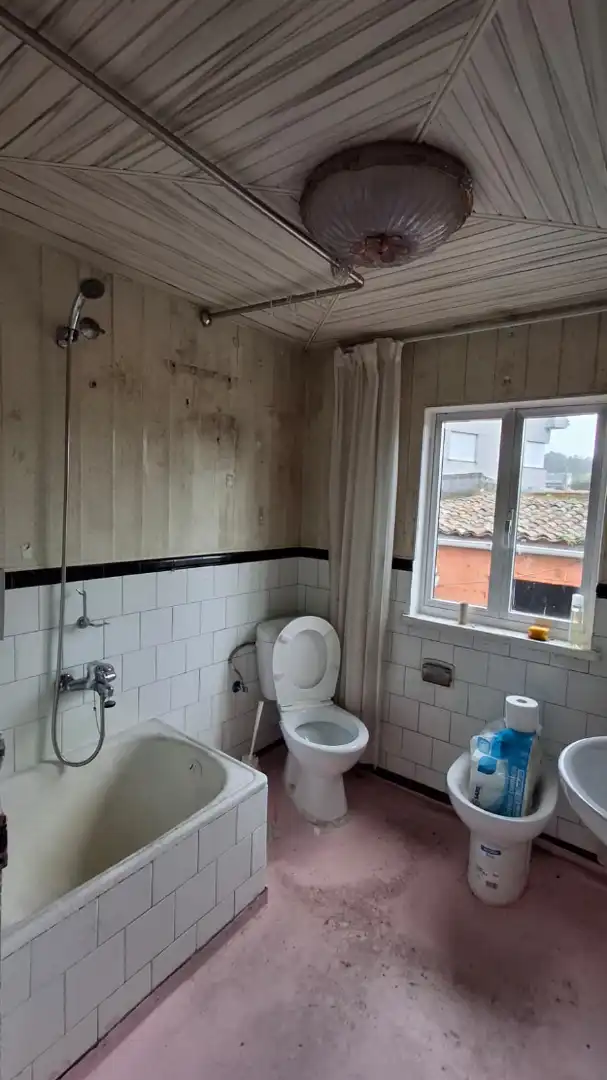 Bathroom of Houses for sale in Boiro  with Private garden and Storage room