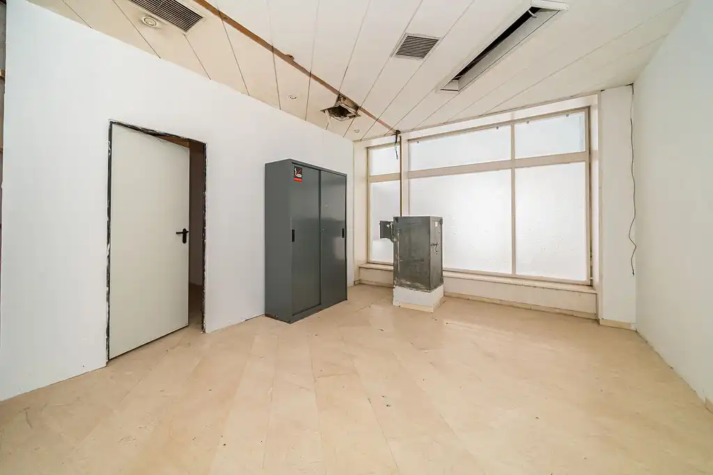 Gewerbefläche zum Verkauf in Av de Ifach, imagen 18