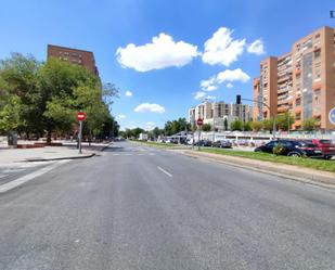 Vista exterior de Apartament per a compartir en  Madrid Capital amb Calefacció, Moblat i Internet
