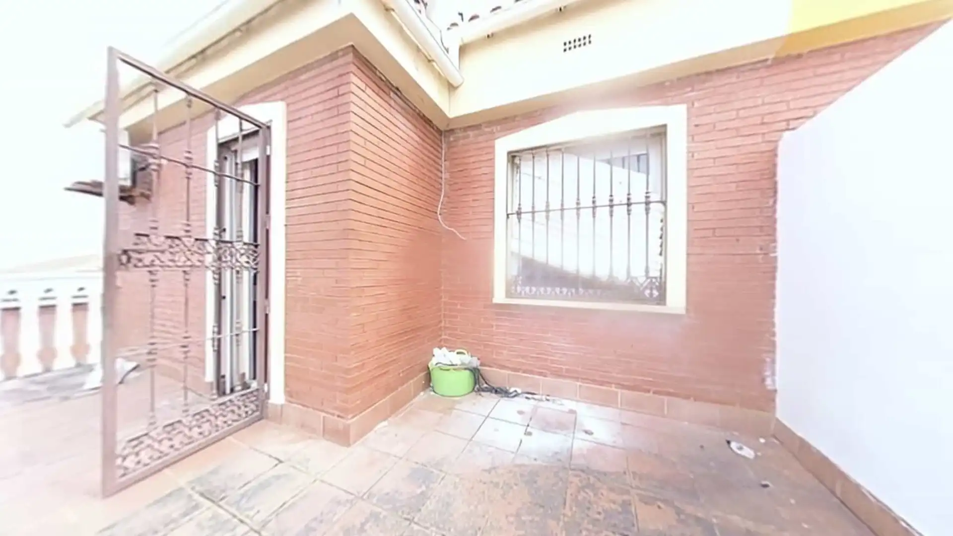 Vista exterior de Casa o chalet en venta en Alhaurín de la Torre con Jardín privado y Terraza