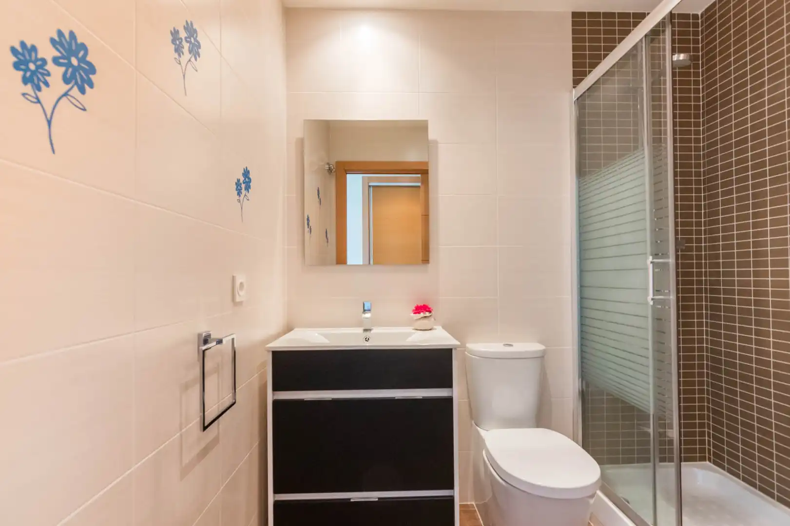 Baño de Piso en venta en Pilar de la Horadada con Aire acondicionado, Calefacción y Jardín privado