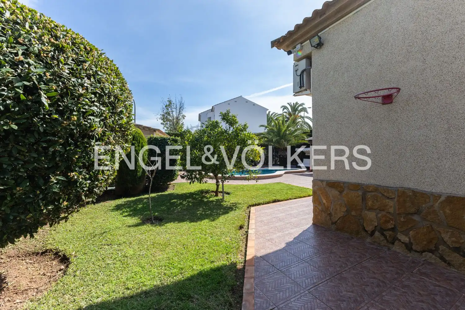 Exterior view of Houses for sale in L'Eliana  with Air Conditioner, Heating and Private garden