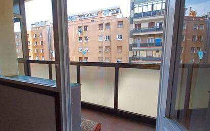 Terrassa de Pis en venda en Bilbao  amb Balcó