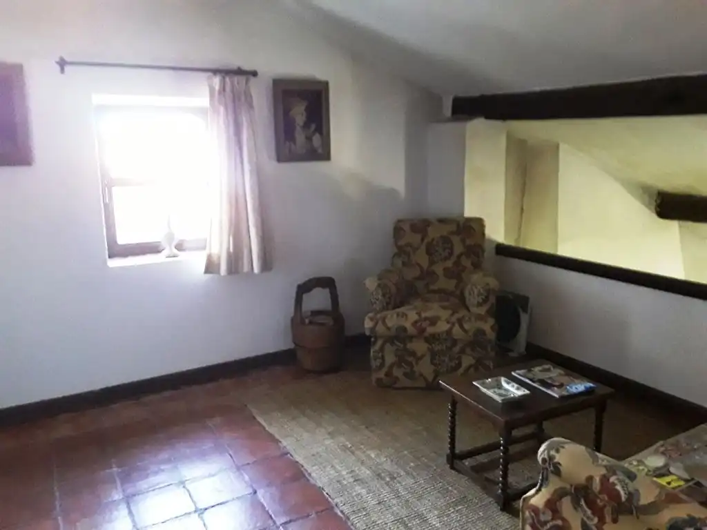 Sala de estar de Finca rústica en venta en Trujillo con Aire acondicionado, Calefacción y Jardín privado