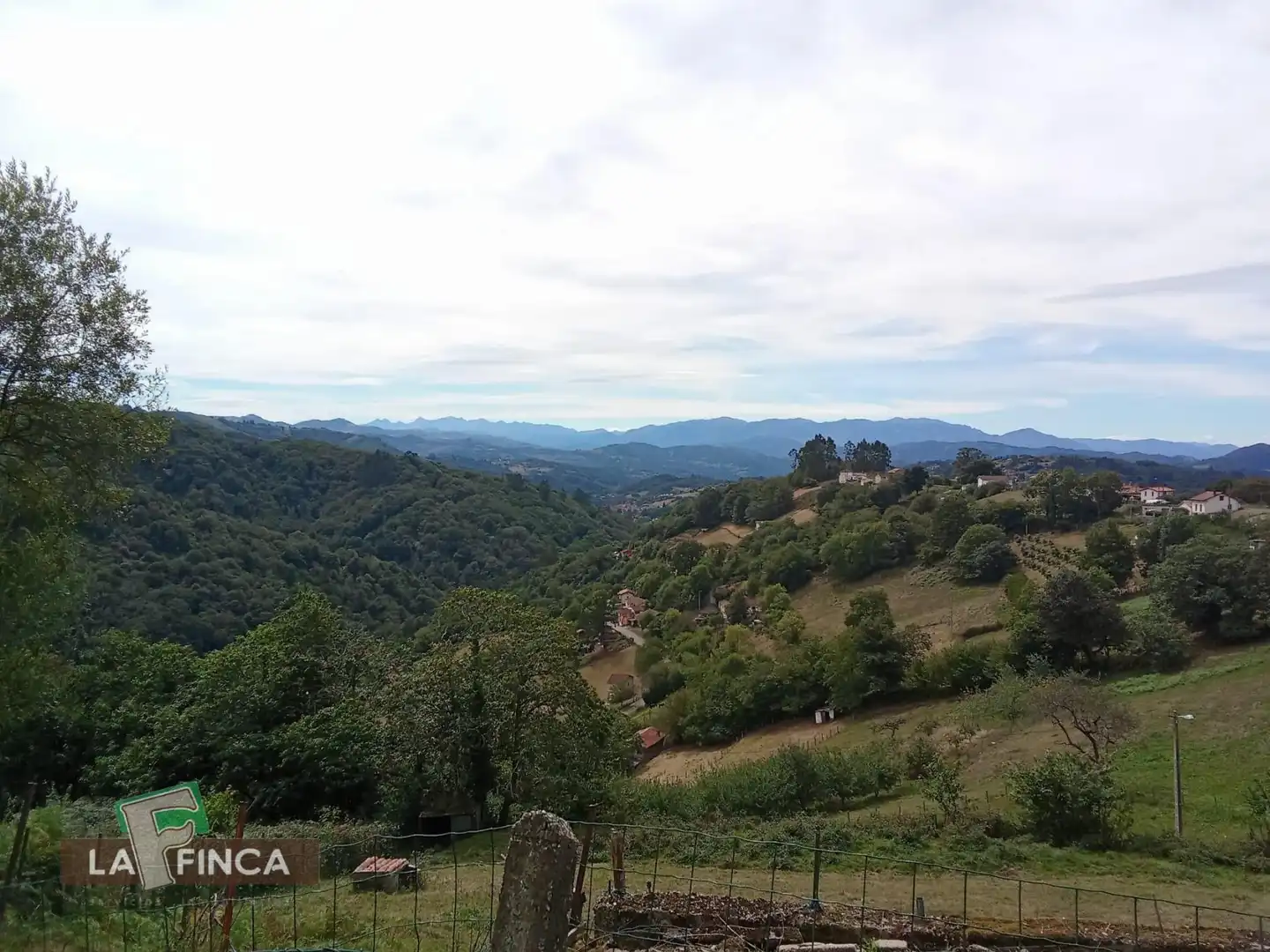 Vista exterior de Residencial en venta en Siero