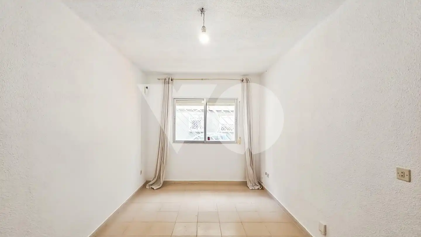 Bedroom of Ground floor for sale in Madrid  with Alarm