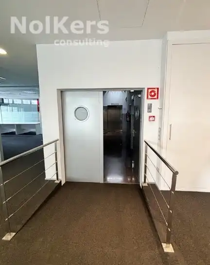 Oficina de lloguer en Sant Just Desvern amb Aire condicionat, Calefacció i Terrassa