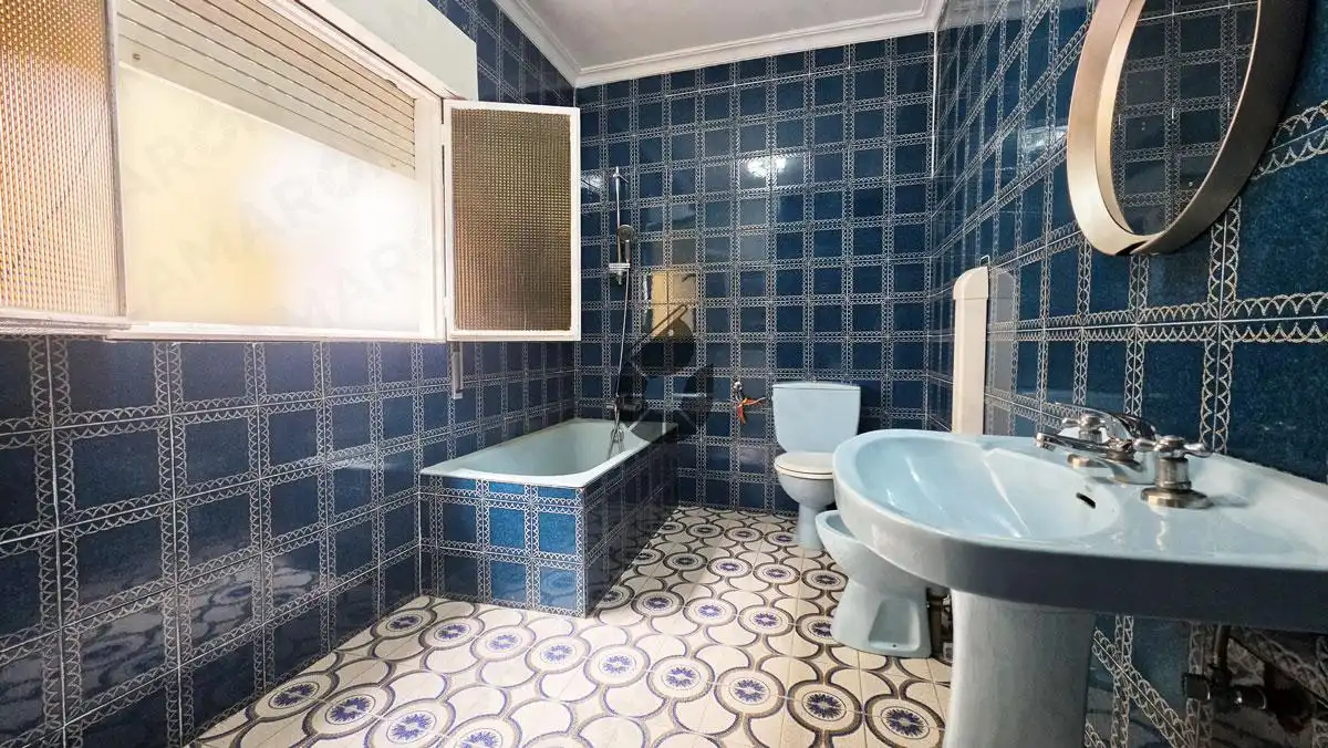 Bathroom of Detached homes for sale in Coria del Río  with Air Conditioner, Parquet flooring and Storage room