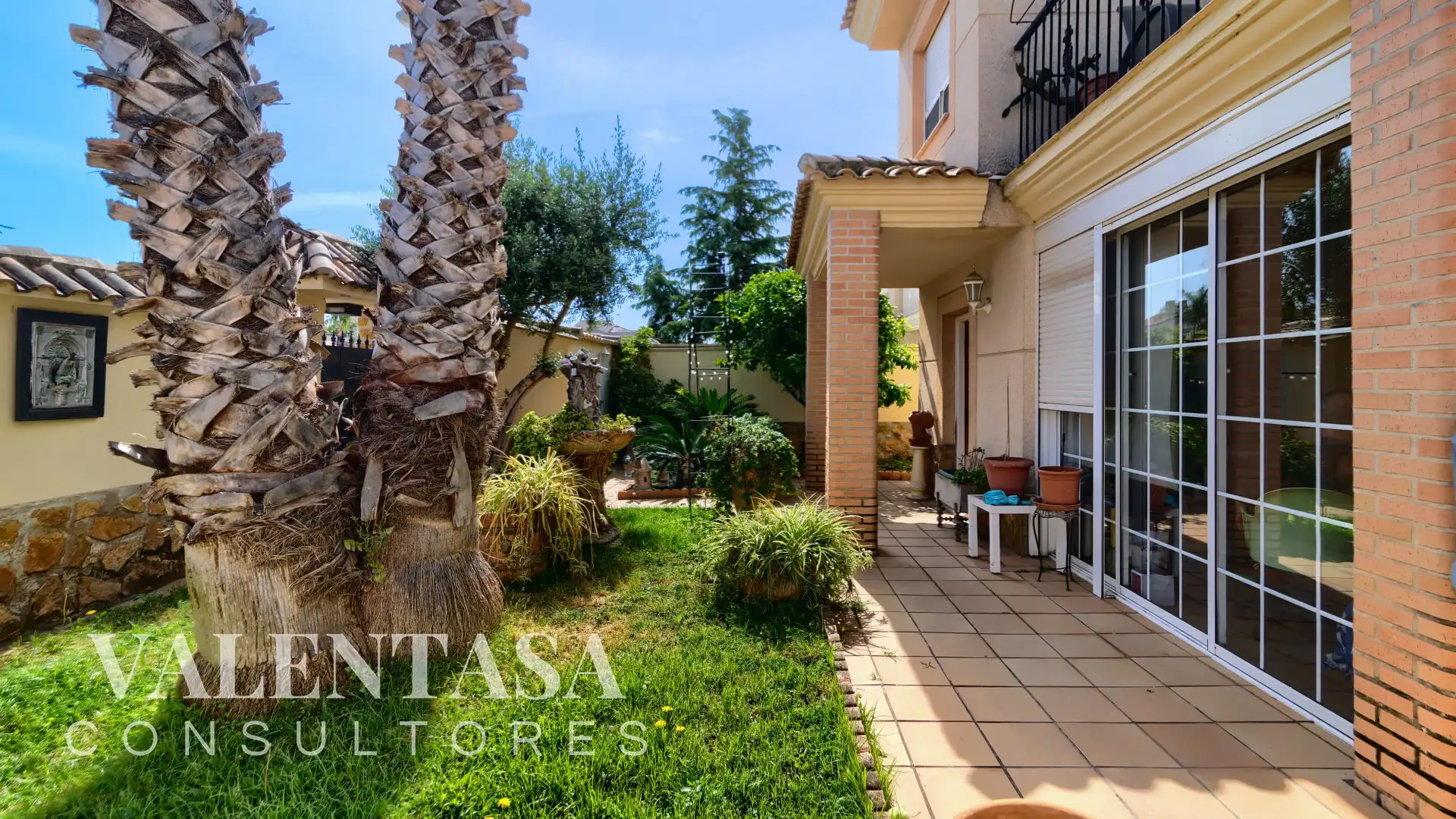 Exterior view of Houses for sale in L'Eliana  with Air Conditioner, Heating and Private garden