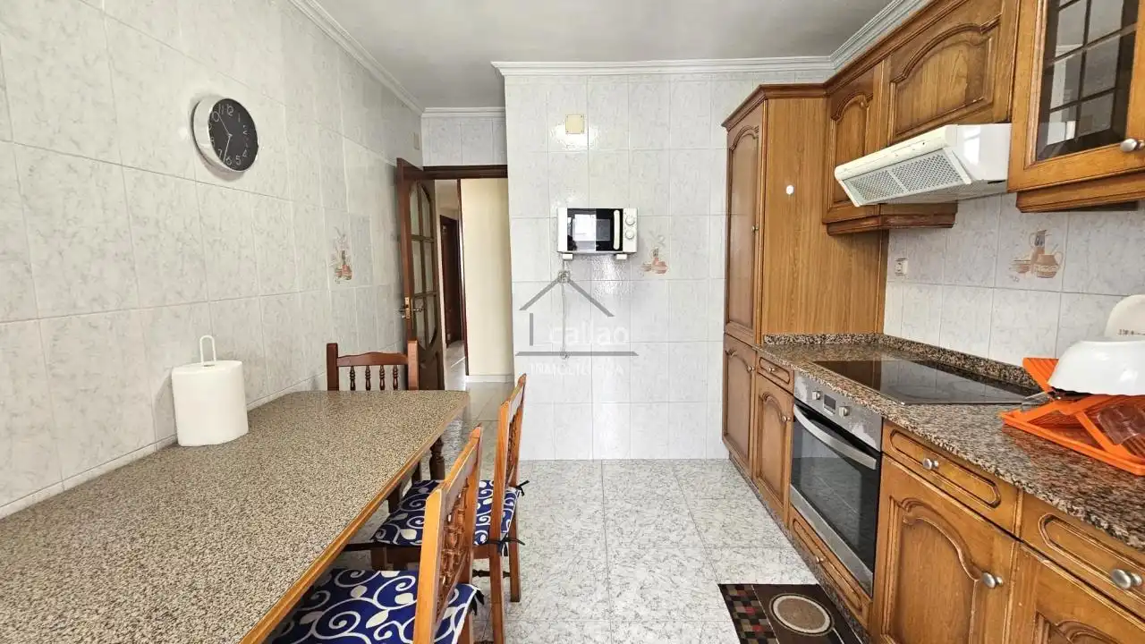 Kitchen of Flat for rent in Ferrol  with Heating and Furnished