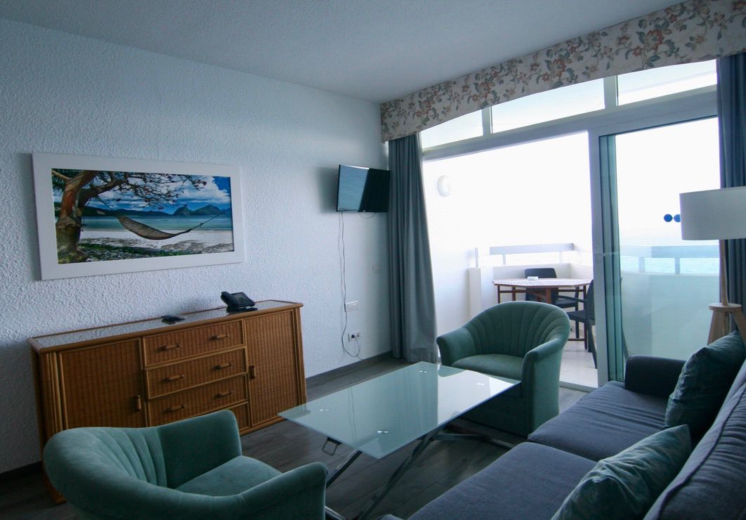 Living room of Flat for sale in Puerto de la Cruz  with Swimming Pool, Furnished and Balcony