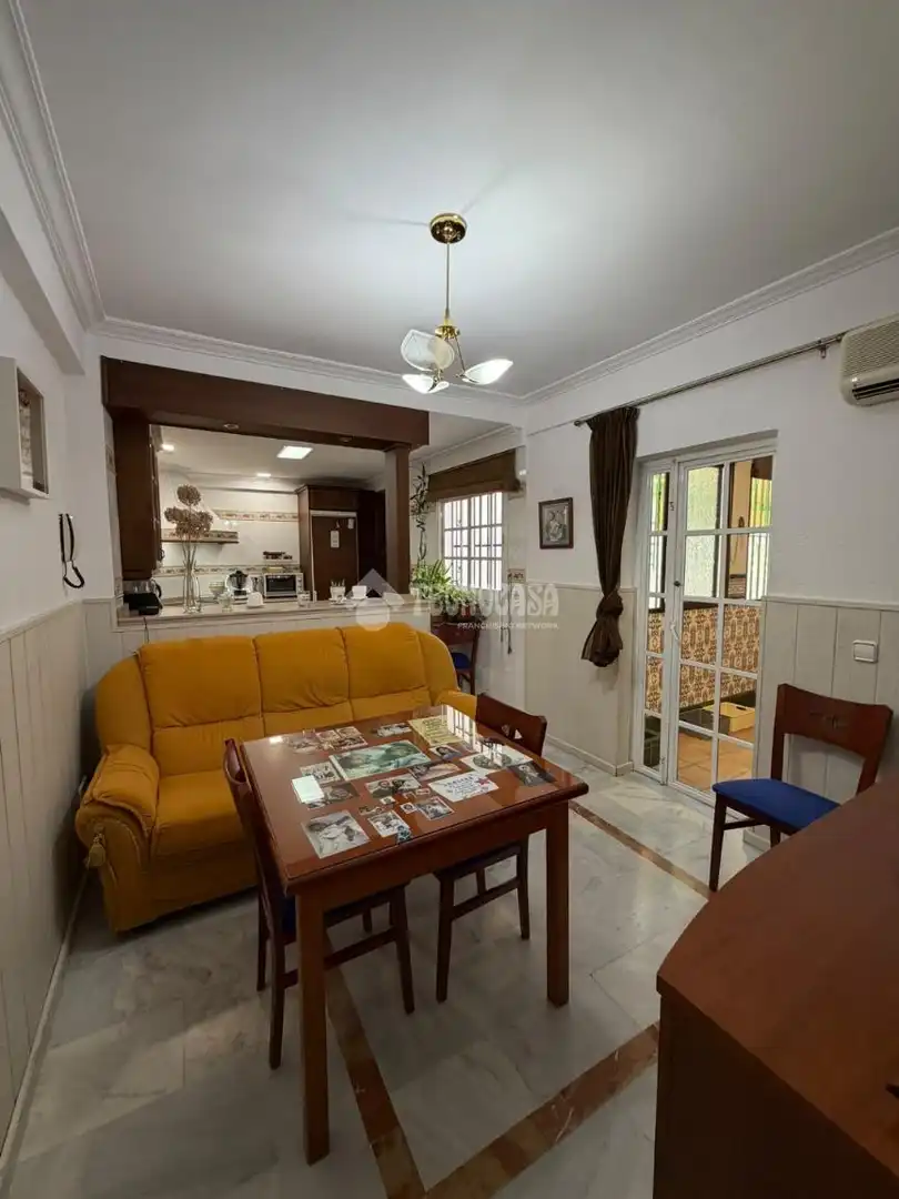 Sala d'estar de Pis en venda en Este - Alcosa- Torreblanca