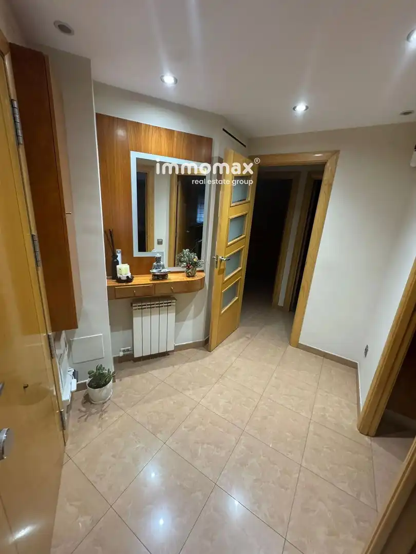 Piso en venta en Ripollet con Aire acondicionado, Calefacción y Terraza