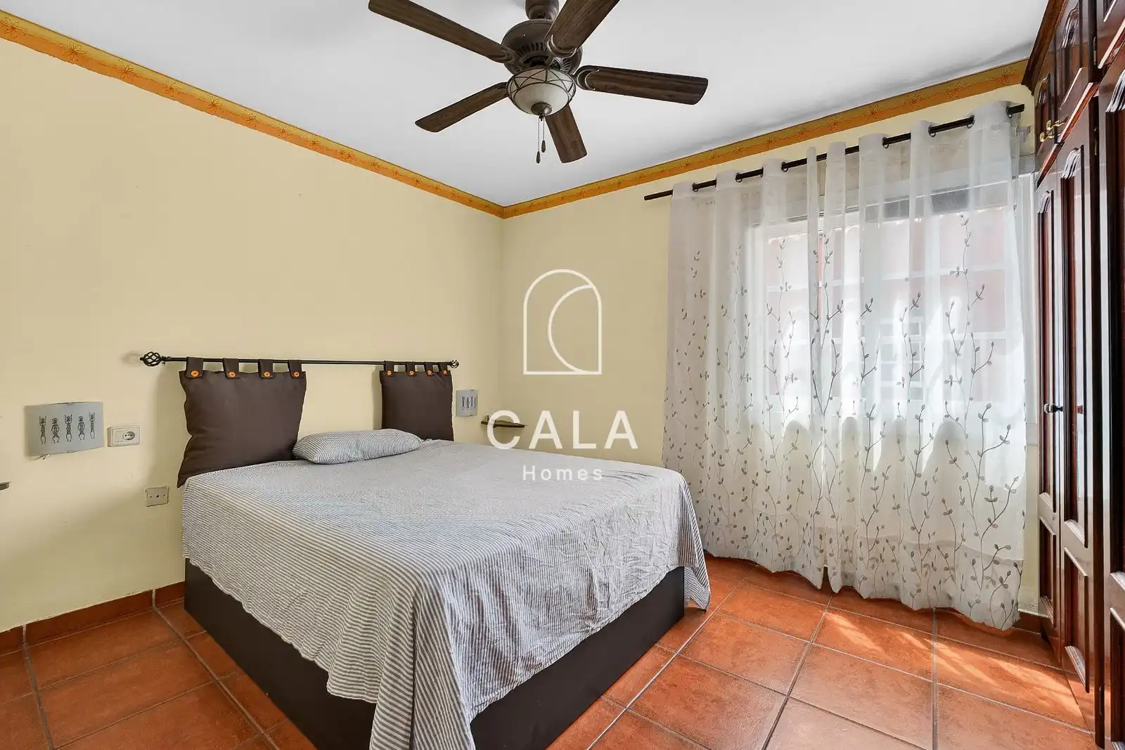 Schlafzimmer von Einfamilien-Reihenhaus zum Verkauf in Adeje mit Terrasse, Schwimmbad und Möbliert