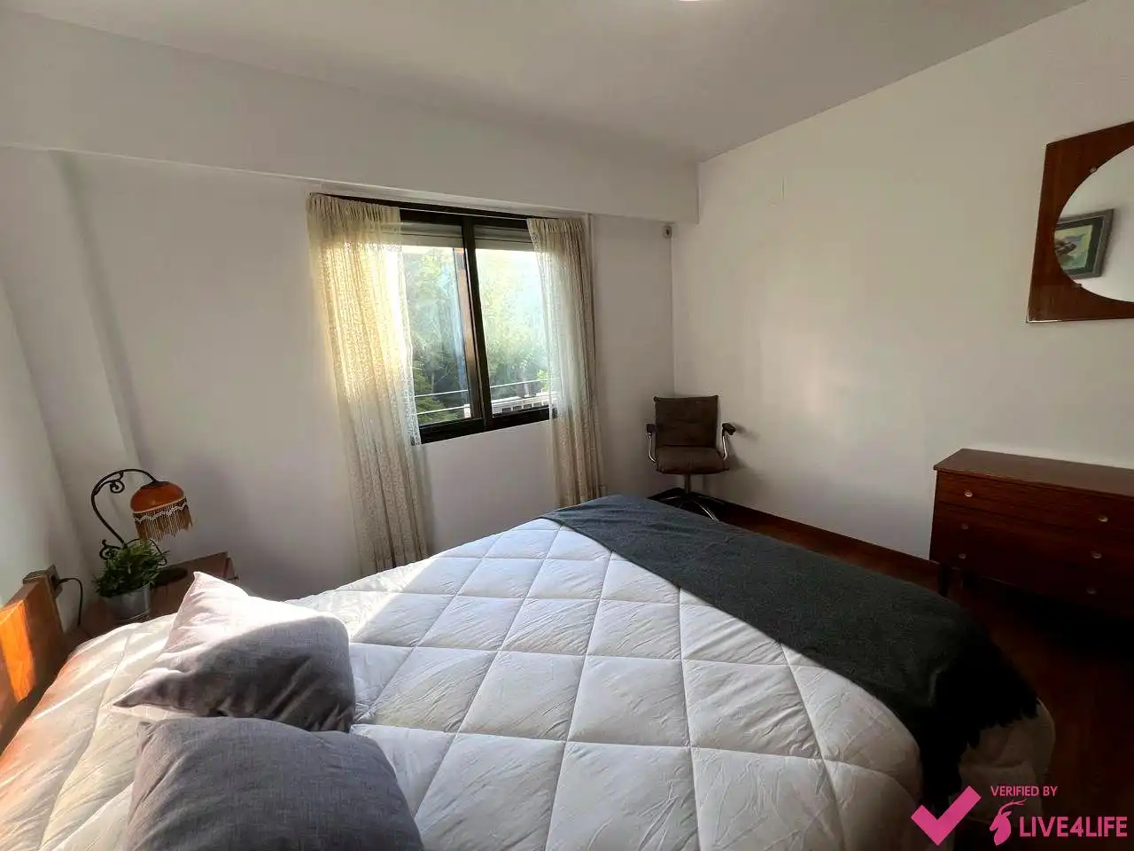 Bedroom of Flat for rent in Valencia  with Air Conditioner, Parquet flooring and Furnished