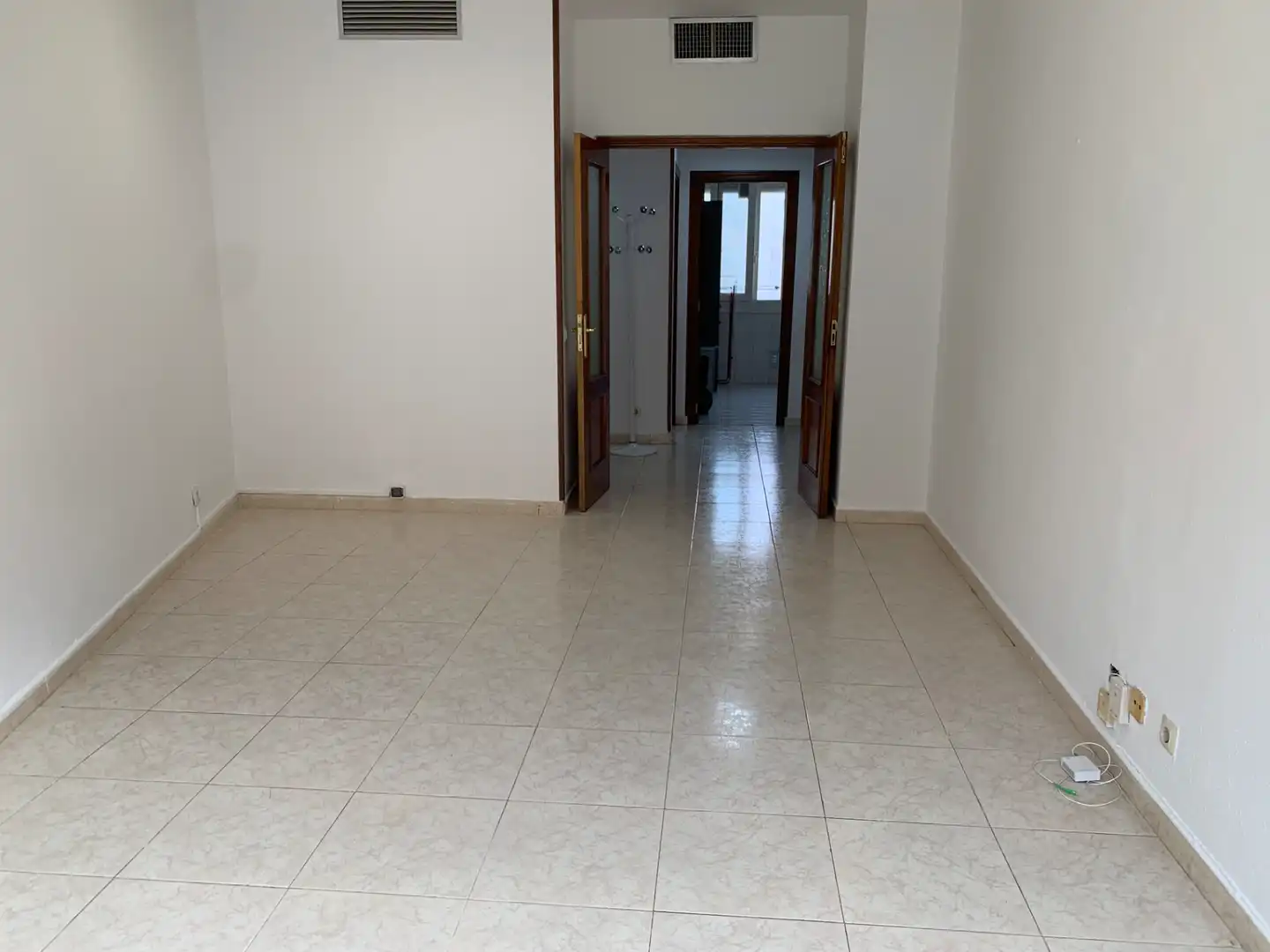 Flat for rent in Madrid  with Oven and Washing machine