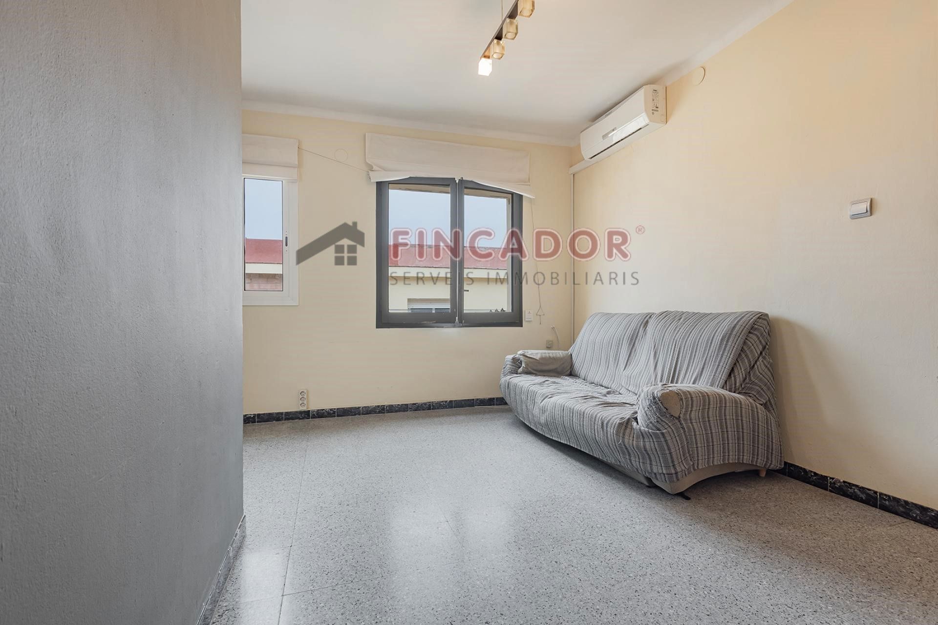 Living room of Flat for sale in  Barcelona Capital  with Air Conditioner and Heating