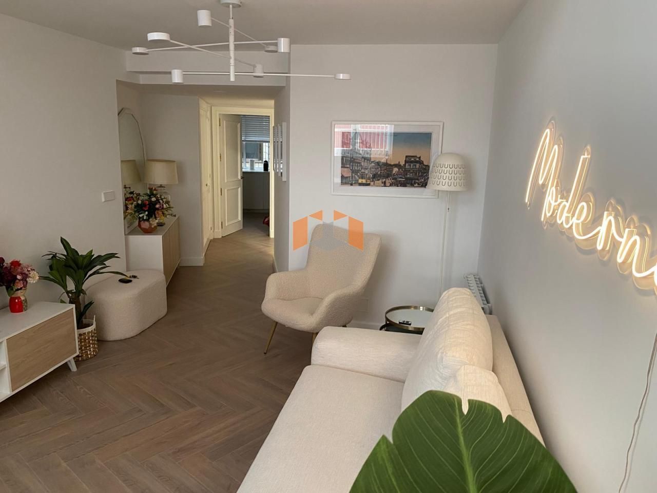 Living room of Flat for sale in Vigo   with Heating and Furnished