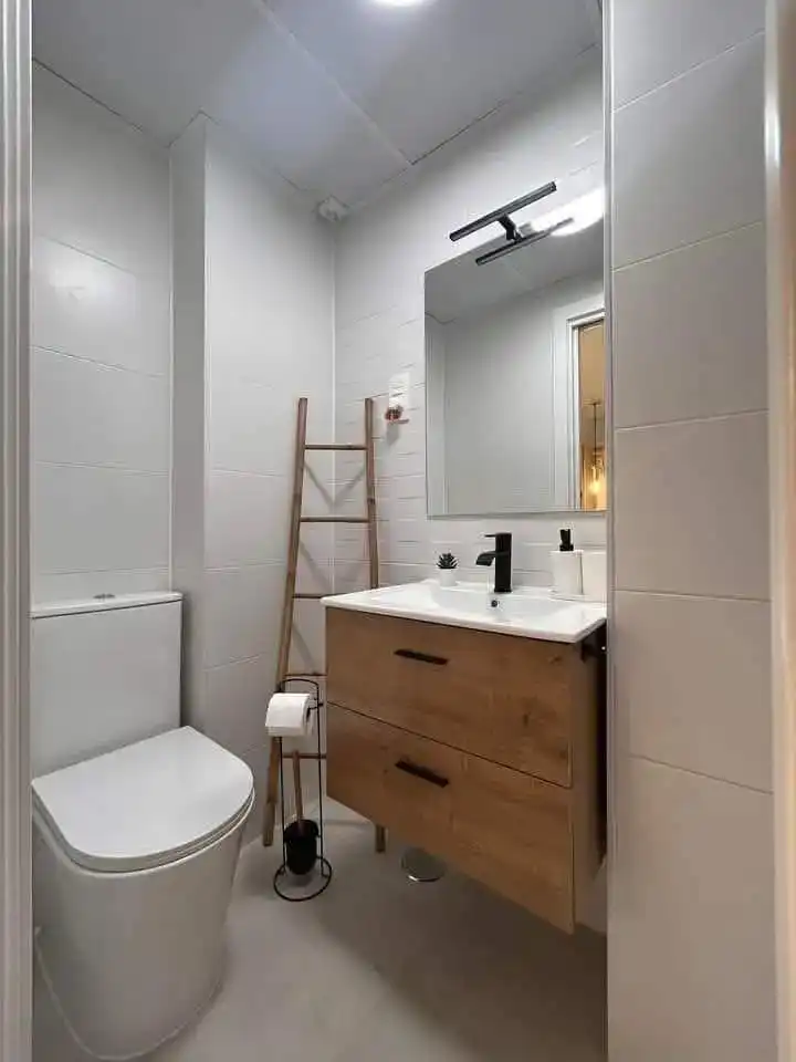 Bany de Loft en venda en Vélez-Málaga amb Aire condicionat, Jardí privat i Piscina