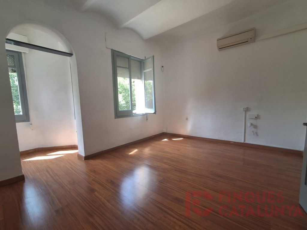 Sala de estar de Piso en venta en Salt con Aire acondicionado y Balcón
