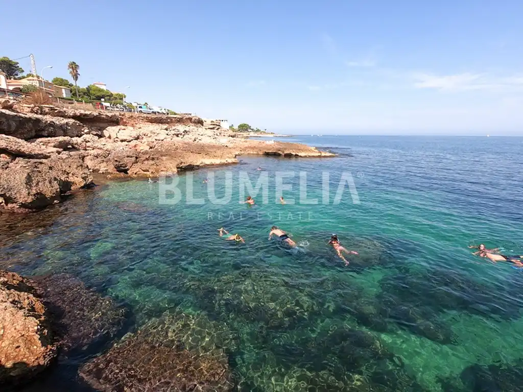 Houses for sale in Las Rotas / Les Rotes