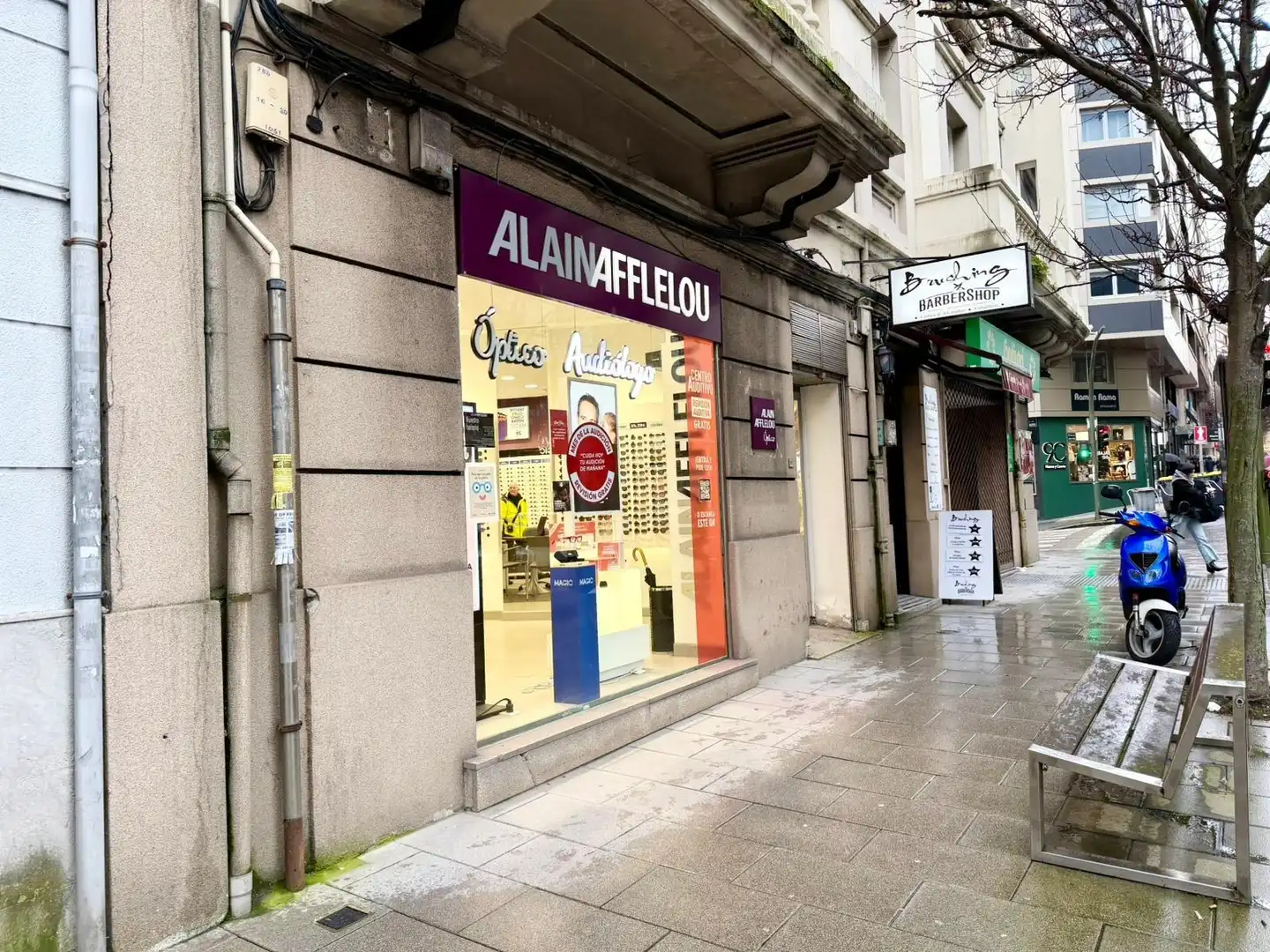 Business premises to rent in Centro - Juan Flórez - Plaza Pontevedra