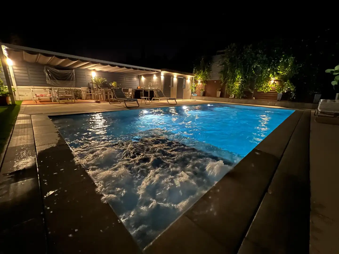 Piscina de Casa o xalet en venda en Rivas-Vaciamadrid amb Aire condicionat, Calefacció i Jardí privat
