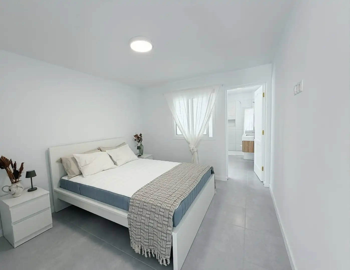 Schlafzimmer von Dachboden zur Miete in Burrero