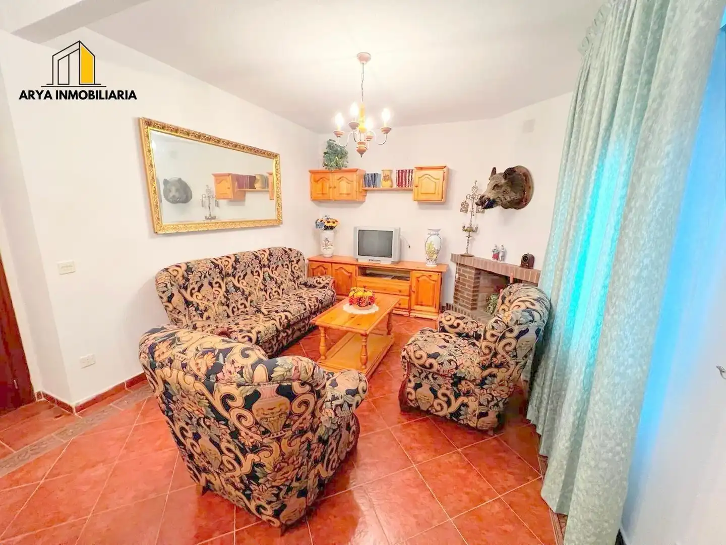 Sala de estar de Casa o chalet en venta en Galápagos con Jardín privado, Terraza y Trastero