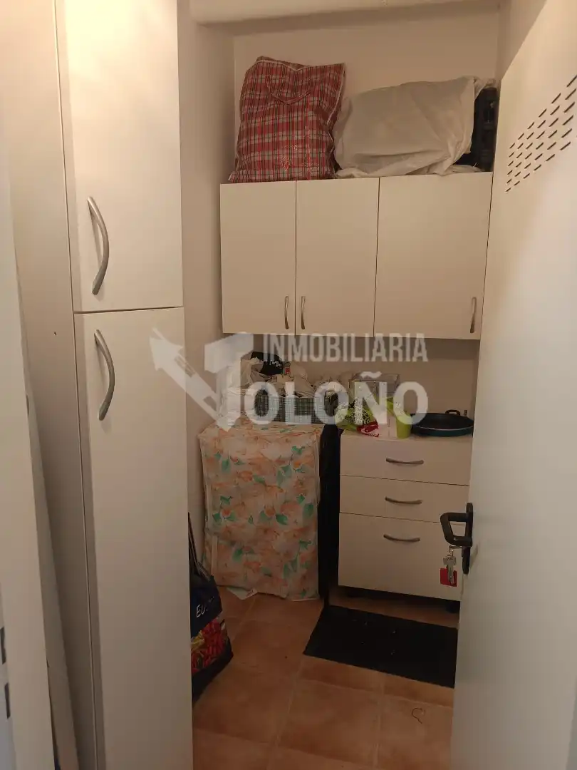 Cuina de Apartament en venda en Castañares de Rioja amb Calefacció, Moblat i Forn