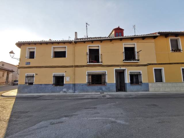 Casa-chalet en Venta en Dueñas