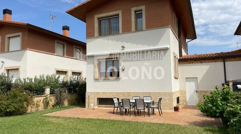 Foto 2 de Casa o chalet en venta en Abalde Kalea, 8, Labastida / Bastida, Araba - Álava