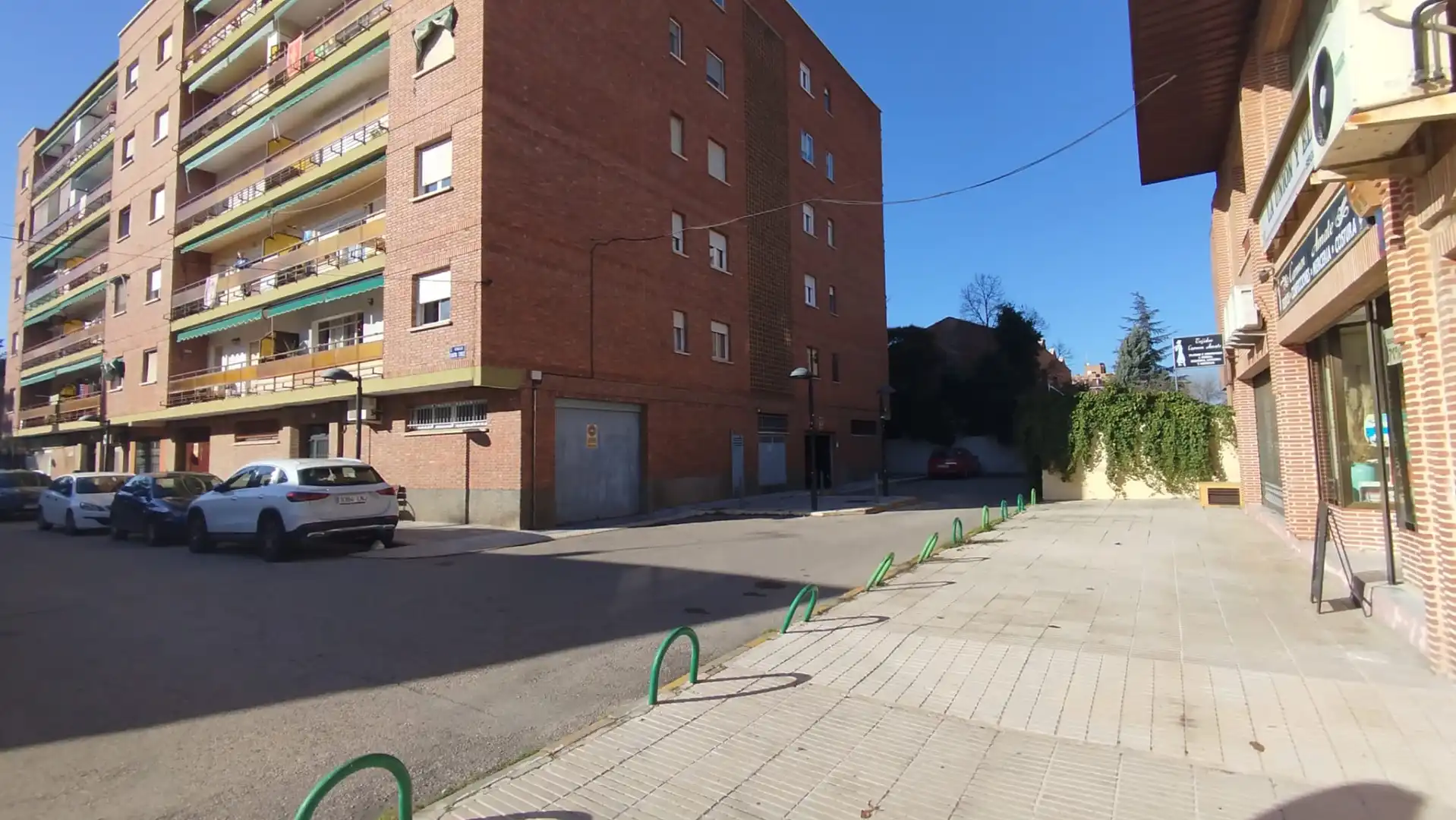 Vista exterior de Piso en venta en Azuqueca de Henares con Calefacción y Terraza