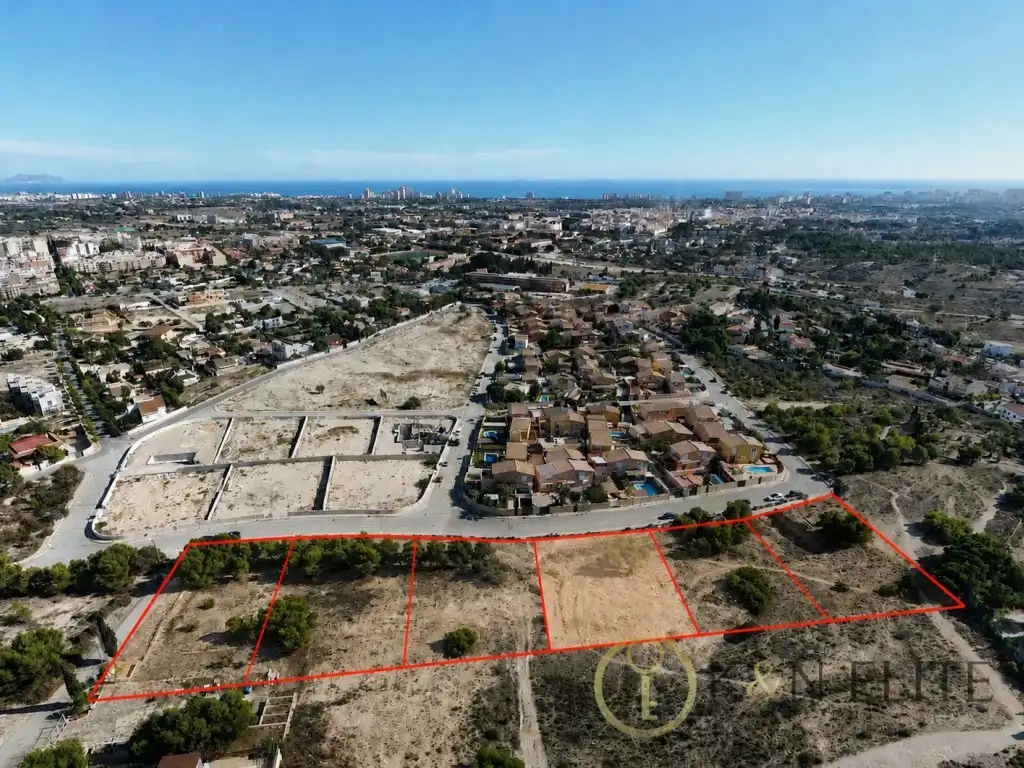 Terreny residencial en venda a Centro