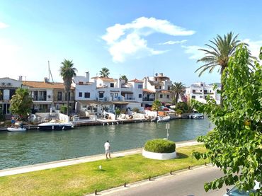 Apartament en venda a Poblat Típic-Plaça Església 17