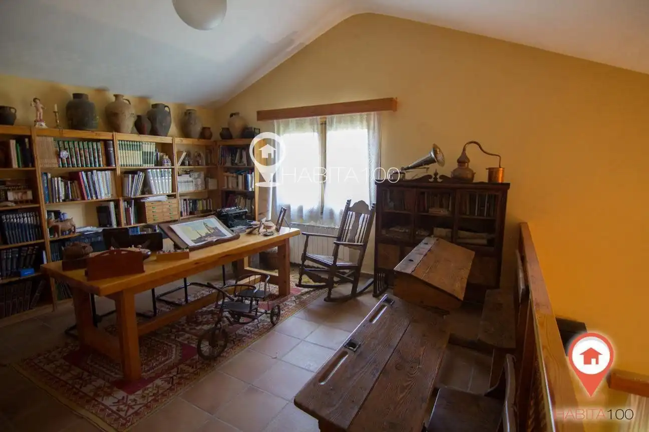 Casa o xalet en venda en Arcas del Villar amb Piscina i Piscina comunitària
