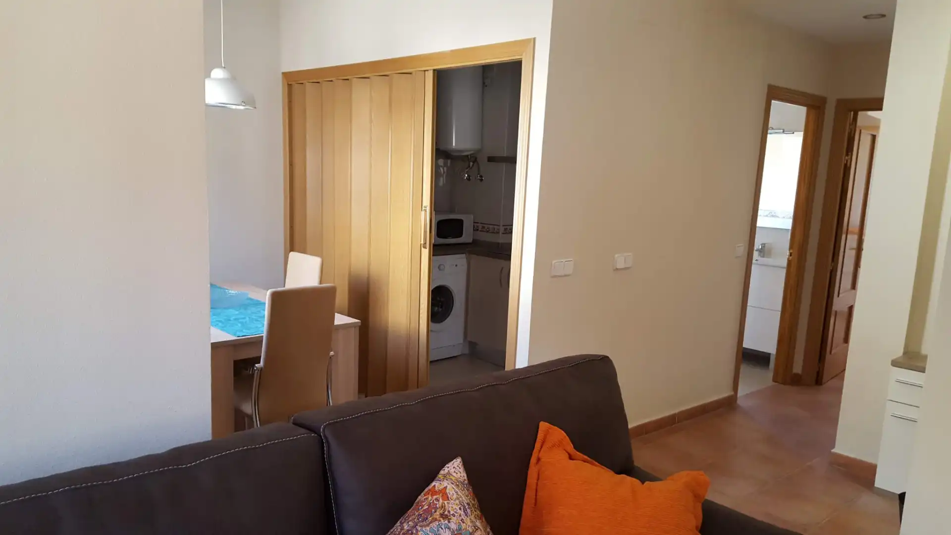 Sala d'estar de Apartament de lloguer en Toledo amb Aire condicionat, Calefacció i Parquet