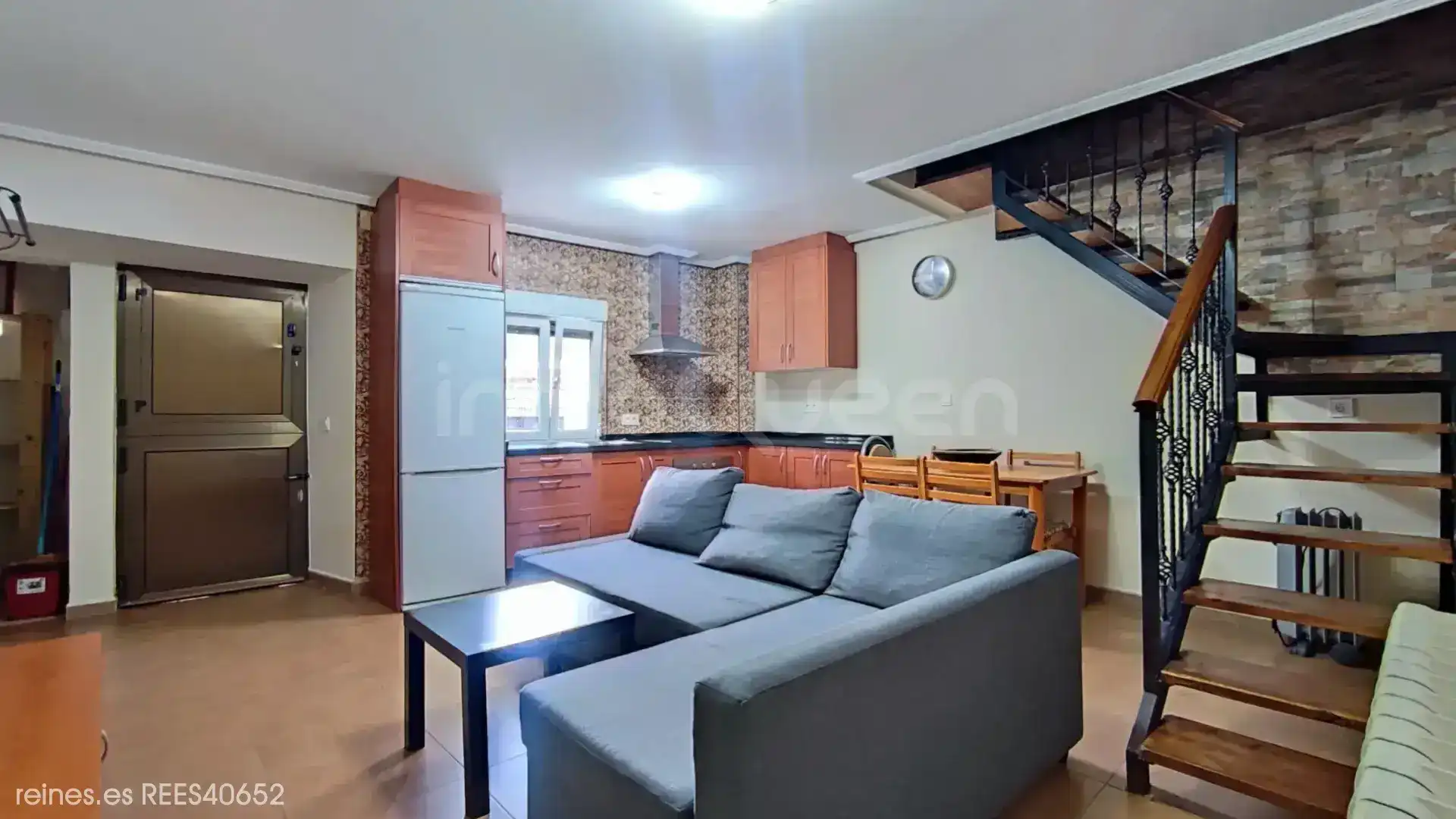 Wohnzimmer von Einfamilien-Reihenhaus zum Verkauf in Mieres (Asturias) mit Heizung