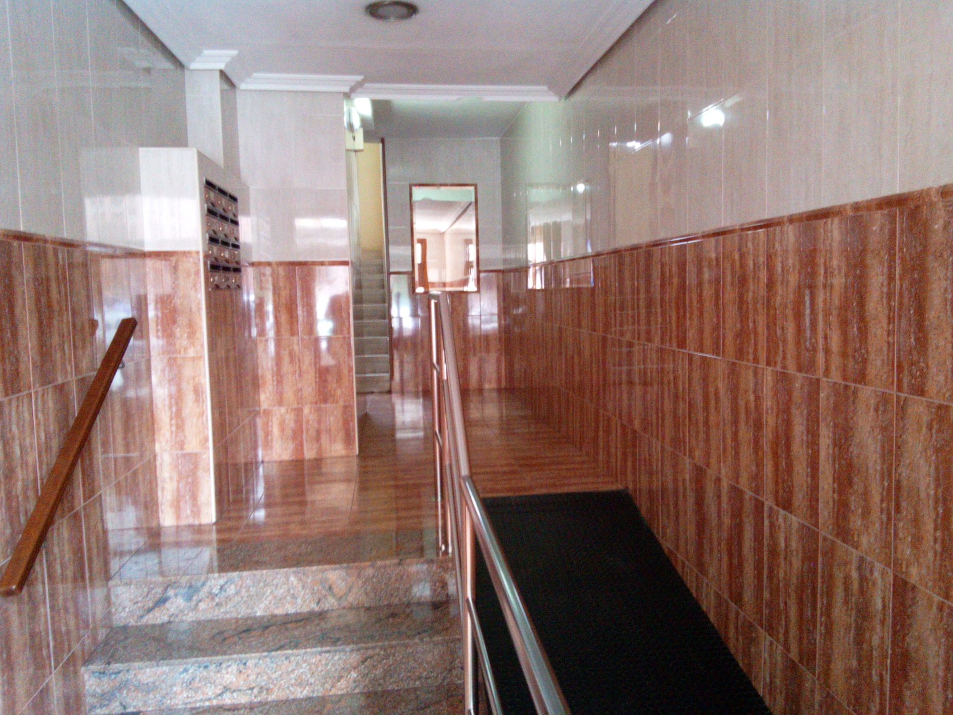 Pis en venda en Gijón  amb Calefacció, Parquet i Moblat