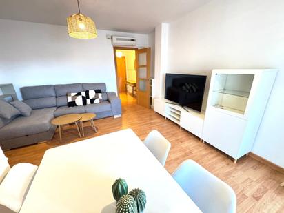 Living room of Flat to rent in Badajoz Capital  with Air Conditioner and Heating