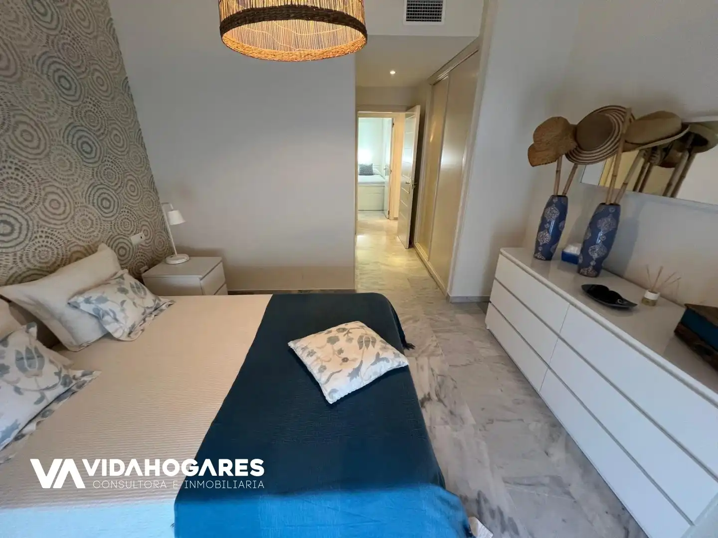 Dormitori de Pis en venda en Rota amb Terrassa, Piscina i Moblat