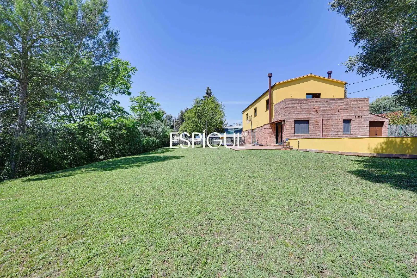 Jardín de Casa o chalet en venta en Girona con Aire acondicionado, Calefacción y Amueblado