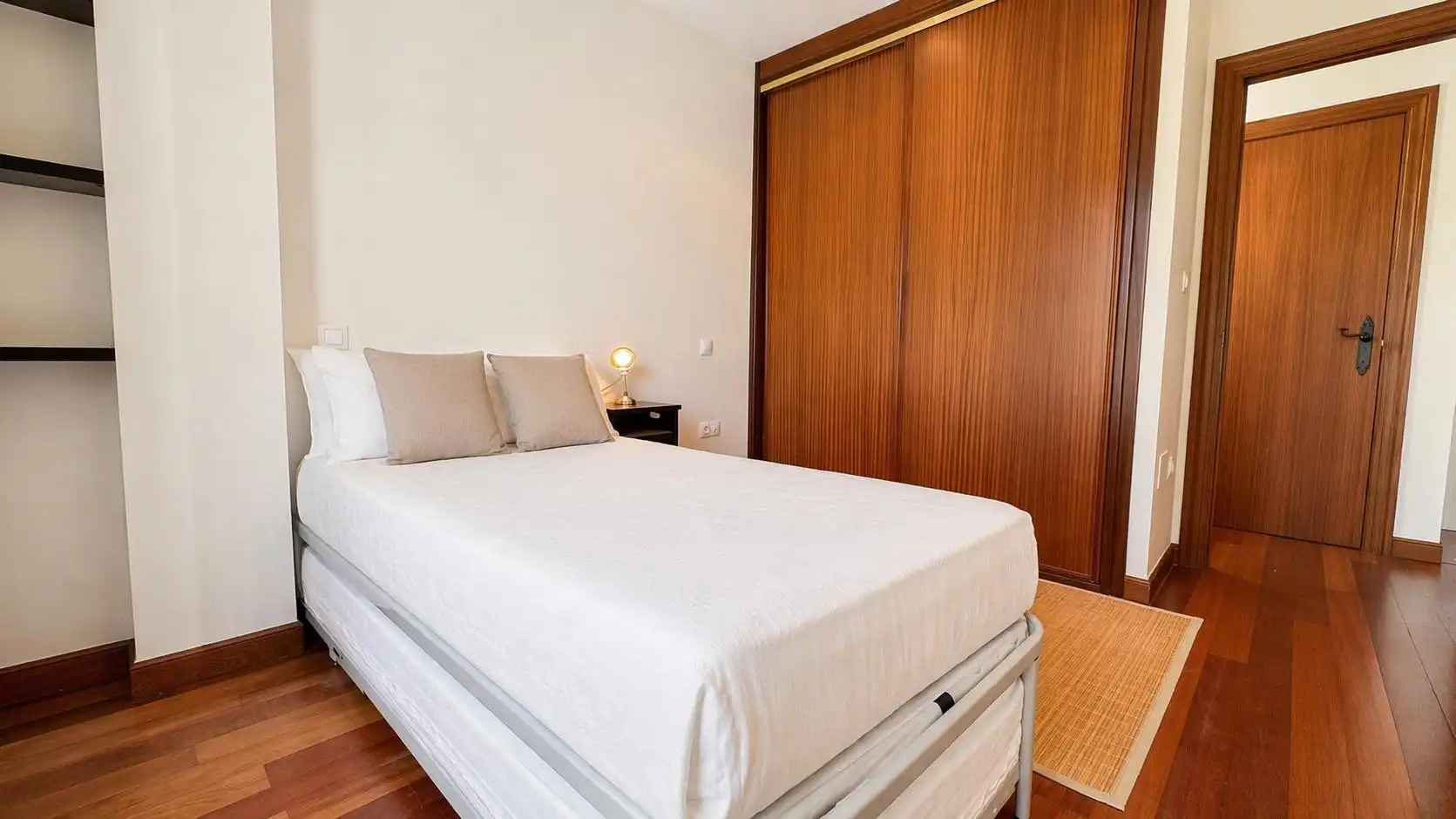 Schlafzimmer von Maisonette zum Verkauf in Comillas (Cantabria) mit Heizung